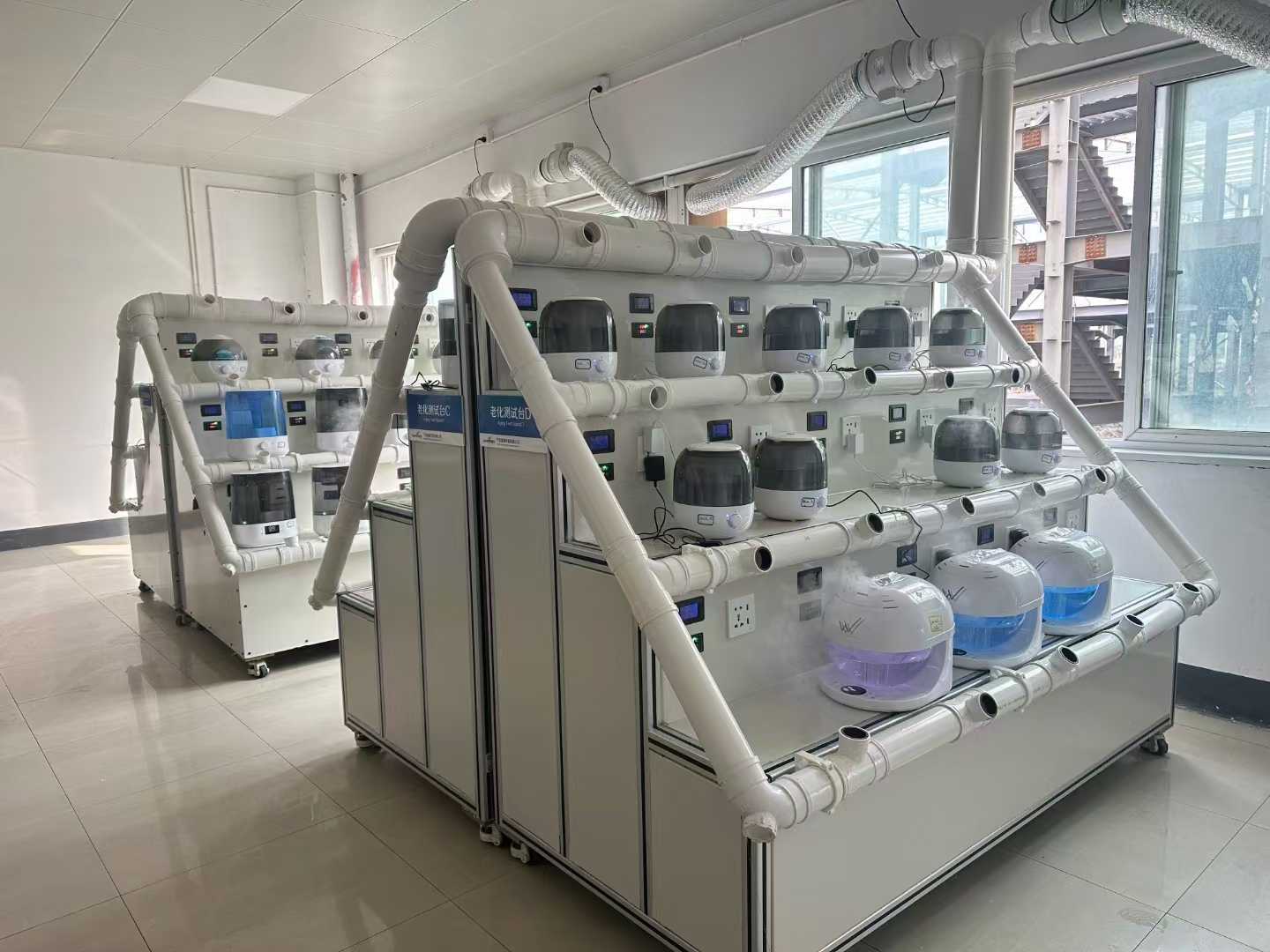 Co mám dělat, když zvlhčovač nestříká mlhu?